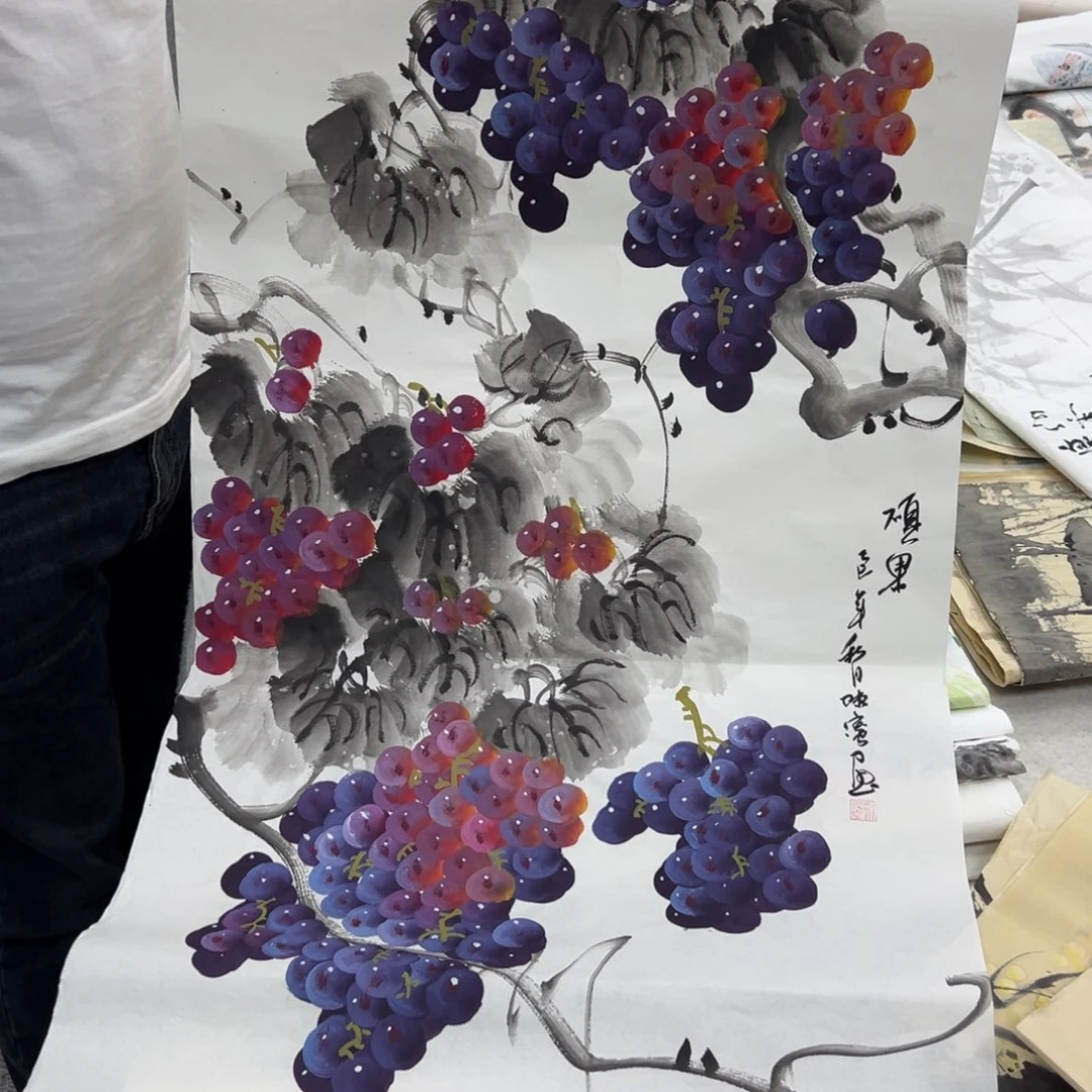 国画卖字画的小老板