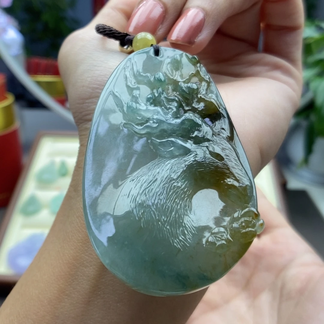 翡翠未镶嵌颈饰吊坠55