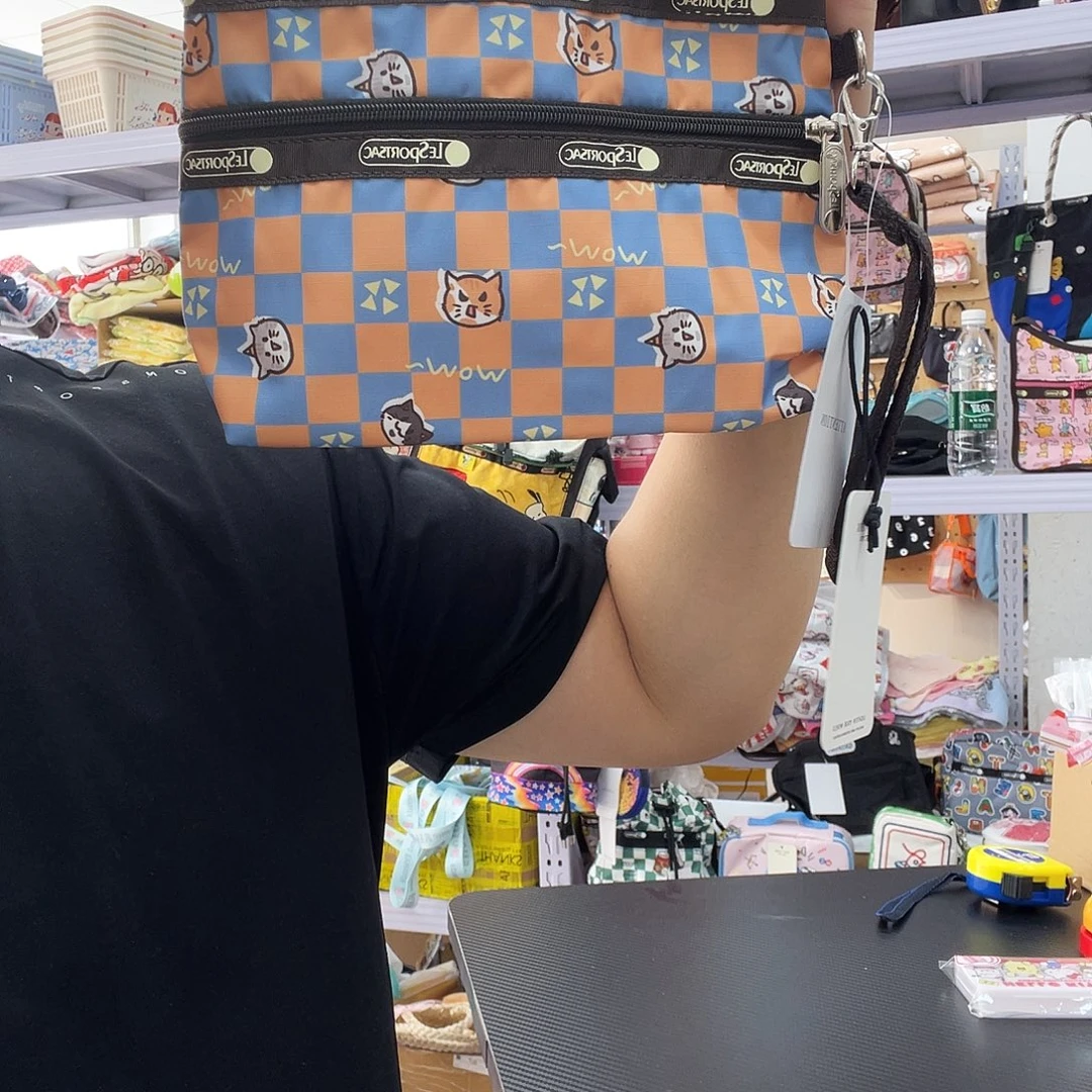 PU化妆包等产品和