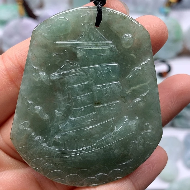 翡翠未镶嵌颈饰一帆风顺洒黄翡福利