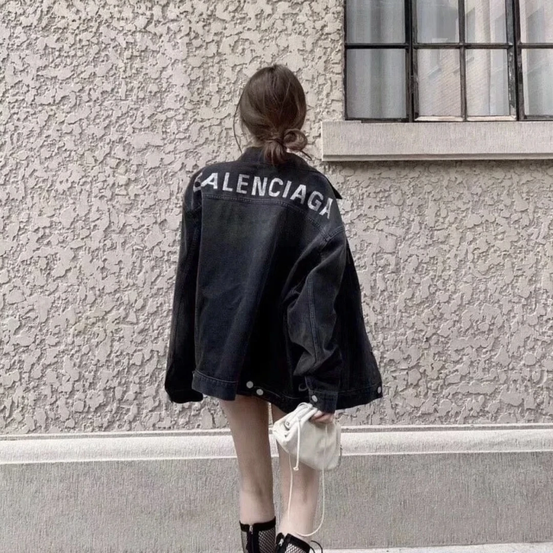 99新 Balenciaga/巴黎世家 aa430/背后水钻logo牛仔外套 棉 36码