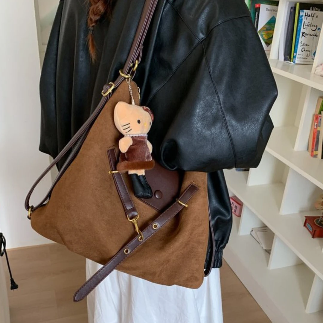 松弛感单肩斜挎包大容量2025超火磨砂通勤一包四用托特包8790