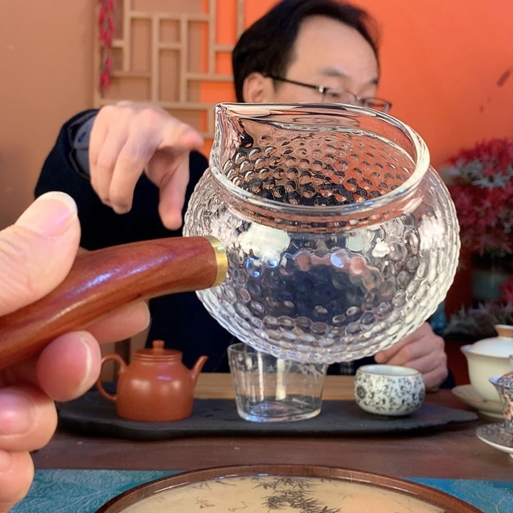 高硼硅锤纹红木侧把公杯