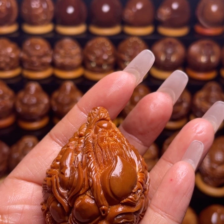 橄榄核把件浪*橄榄雕刻