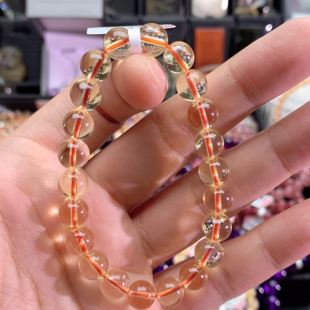 水晶手串未镶嵌太**?