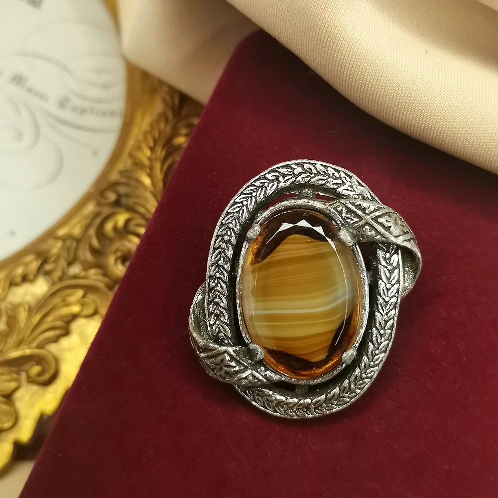 miracle扭环琉璃胸针[2501203-025]