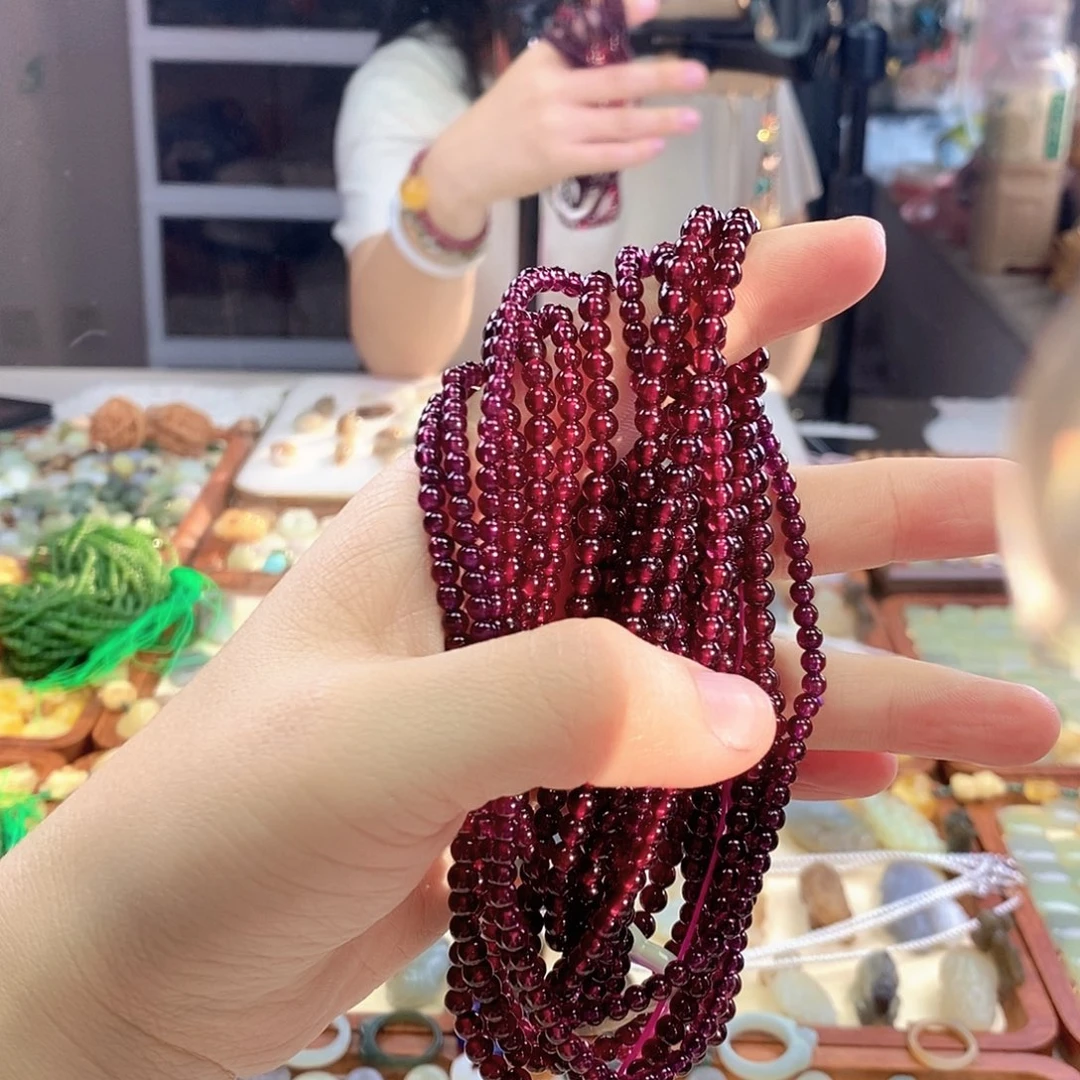 水晶未镶嵌颈饰石榴