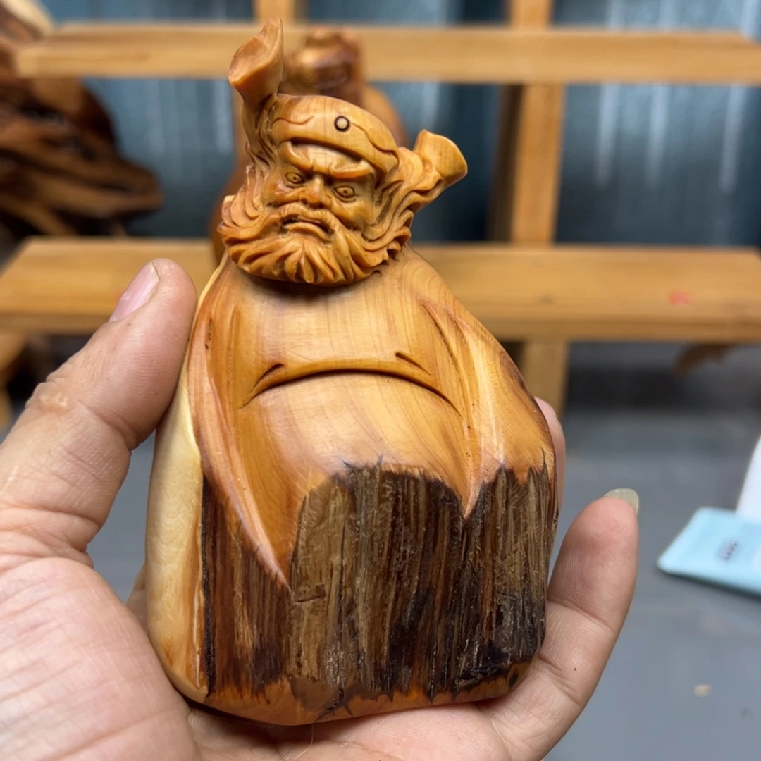 刘***军木崖柏木摆件手把件