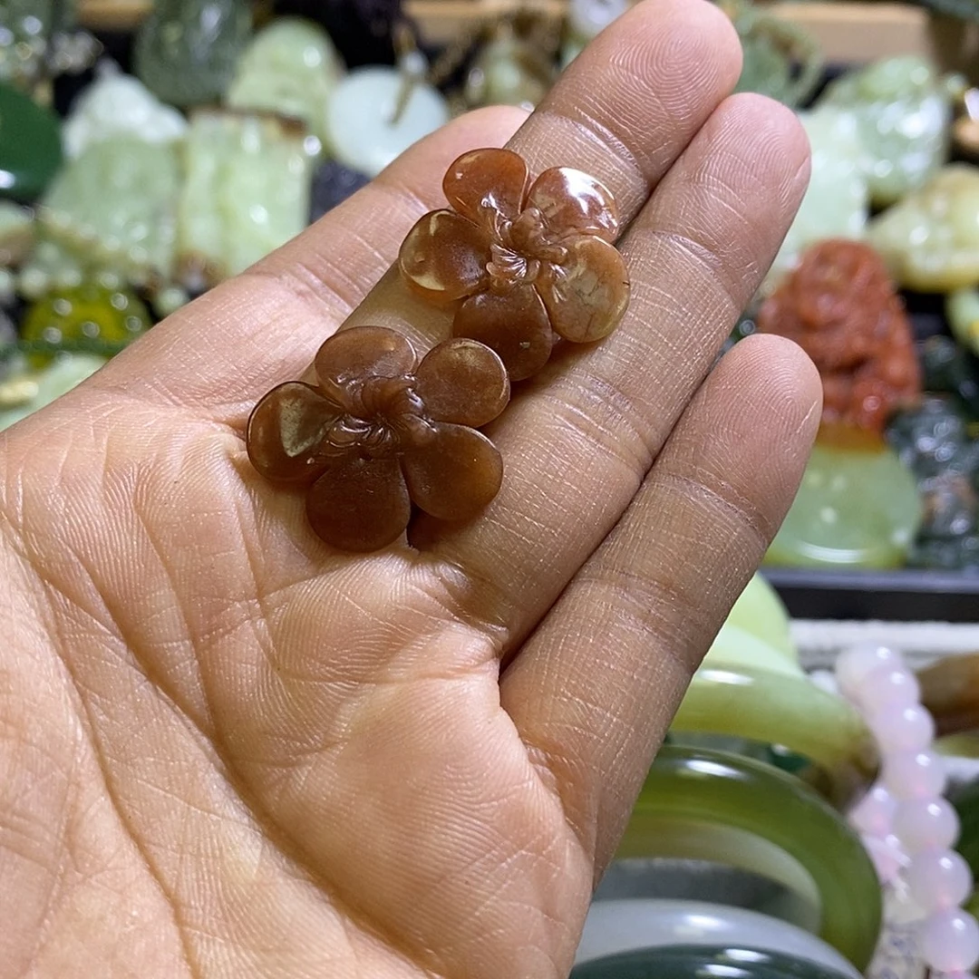 岫玉未镶嵌手镯耳环