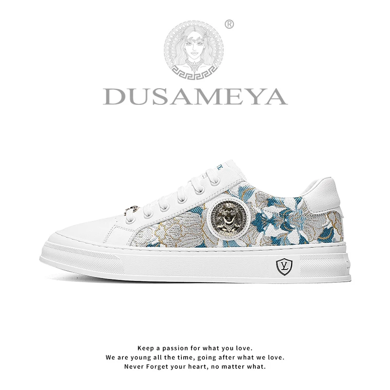 DUSAMEYA/杜莎米娅金标刺绣轻奢男士板鞋百搭一脚蹬透气舒适秋季