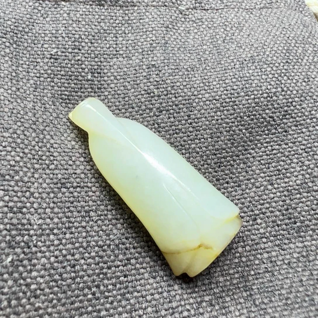 十***子瓷片新号开播一漏到底