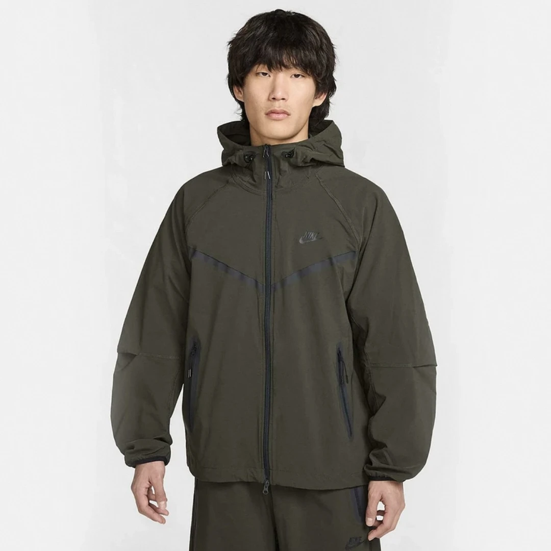 【官方授权】NIKE/耐克男款风行者新款复古外套跑步HM7152355