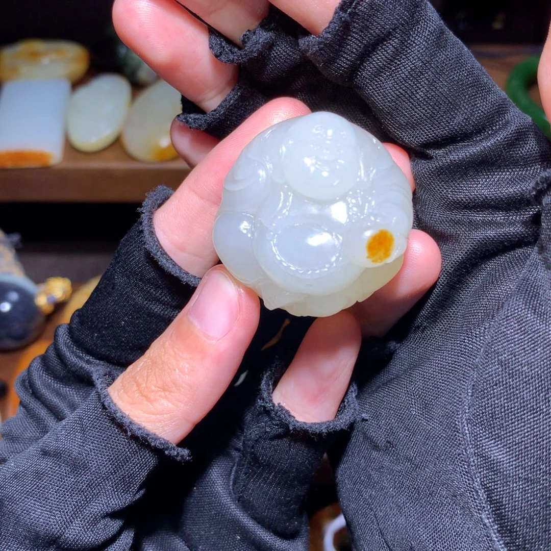 存***档颈饰未镶嵌和田玉