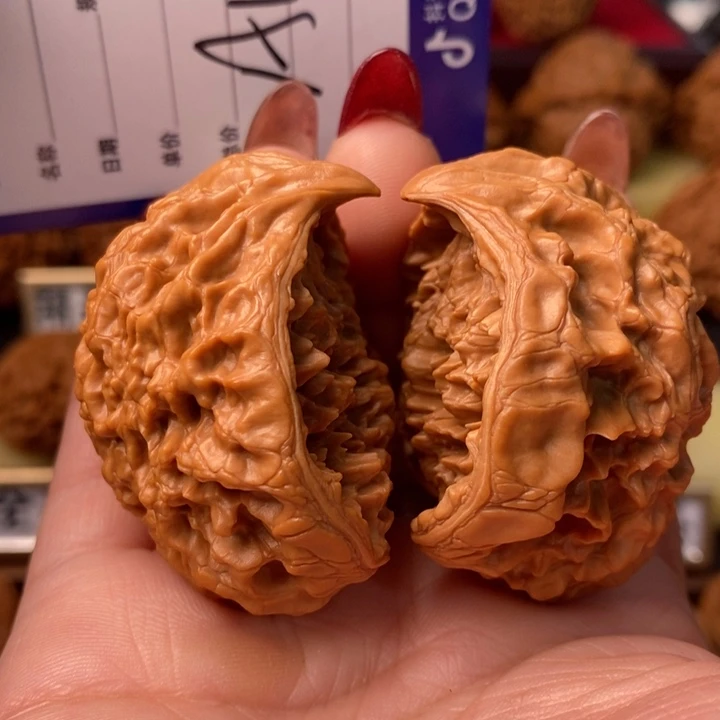 把件桃核精品长勾蛇王