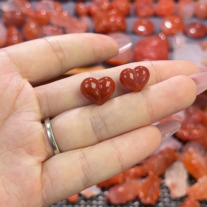 南红玛瑙未镶嵌牌子屁桃