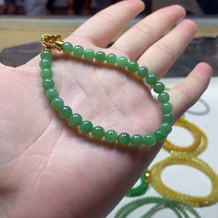 定制翡翠未镶嵌缅甸翡翠A货卡6.4