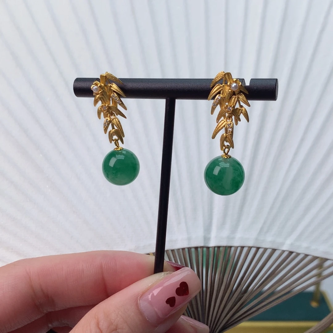 石英质玉冰飘花精品耳饰合金