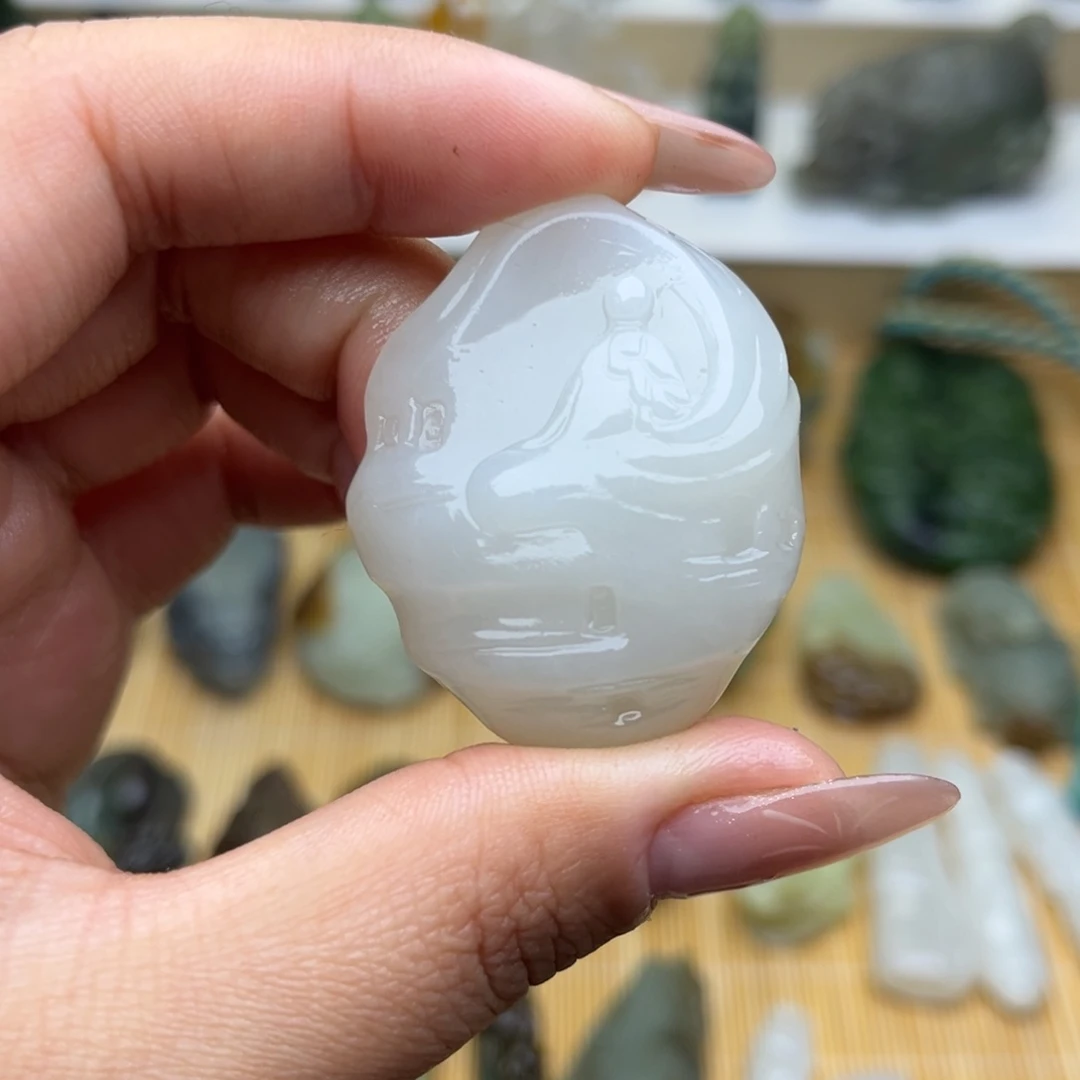 和田玉颈饰未镶嵌