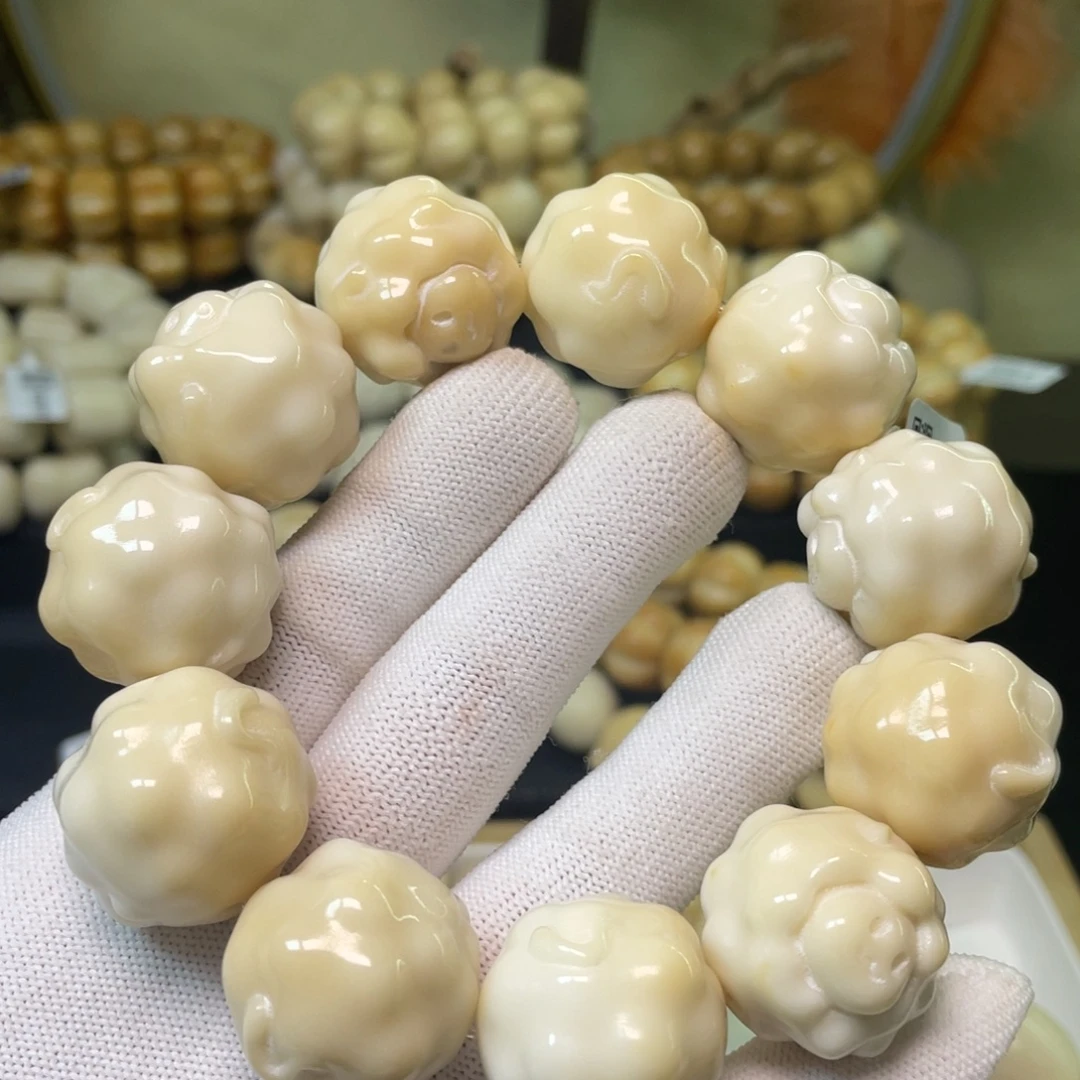 菩提根/象牙果手串102羊羊微瑕