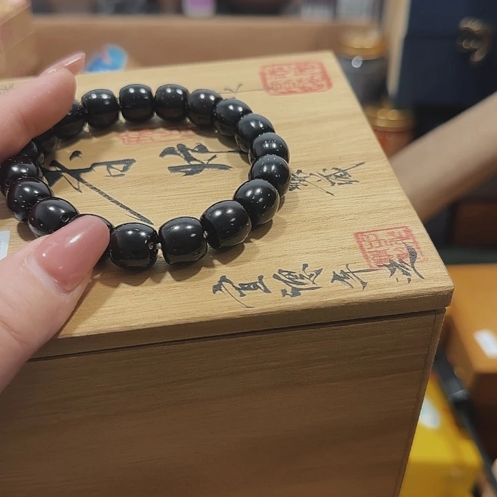 石英石非金属鹰*精美手手链链一个