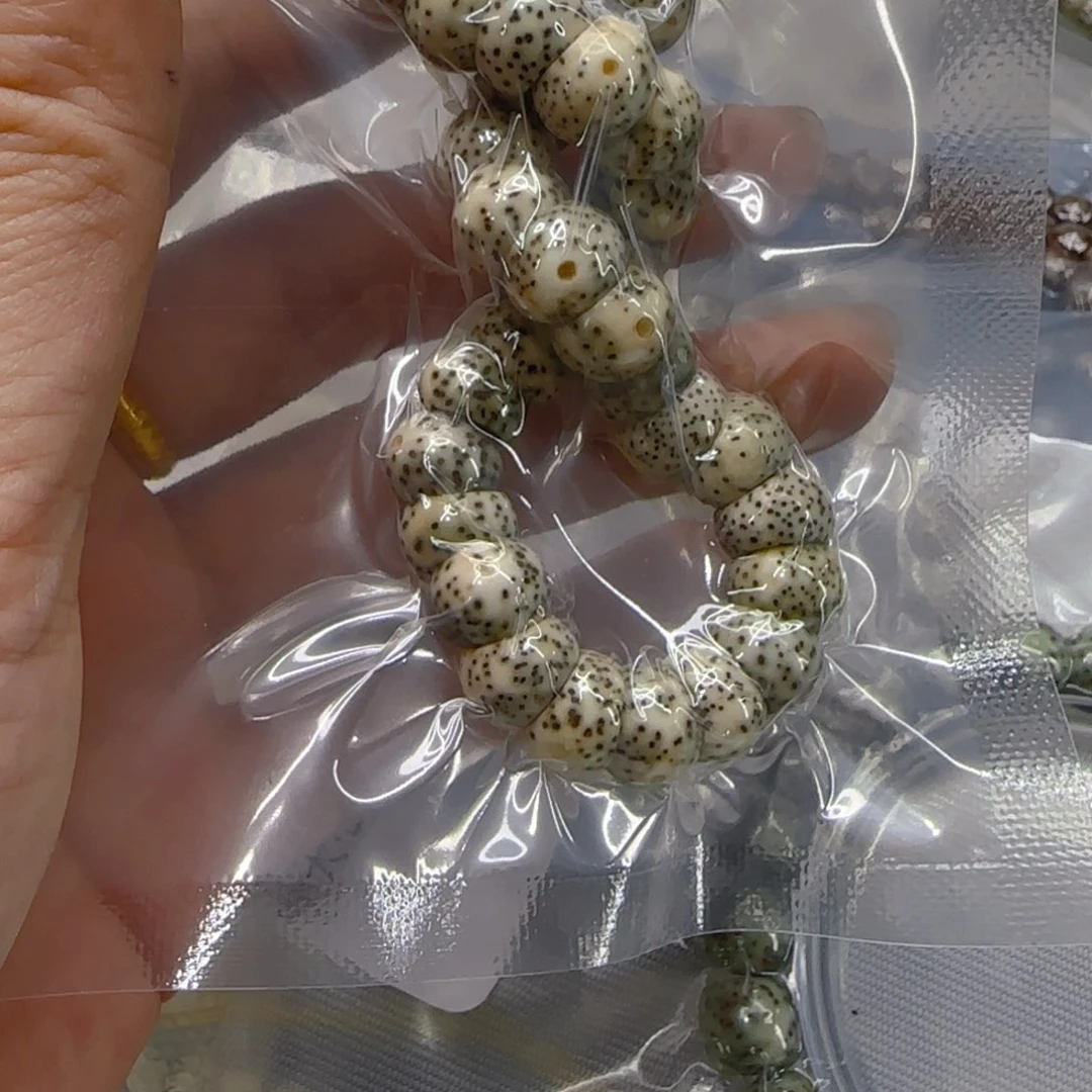 星月菩提手串147哈哈石玉星月菩提1.0蒜瓣猪大肠单圈