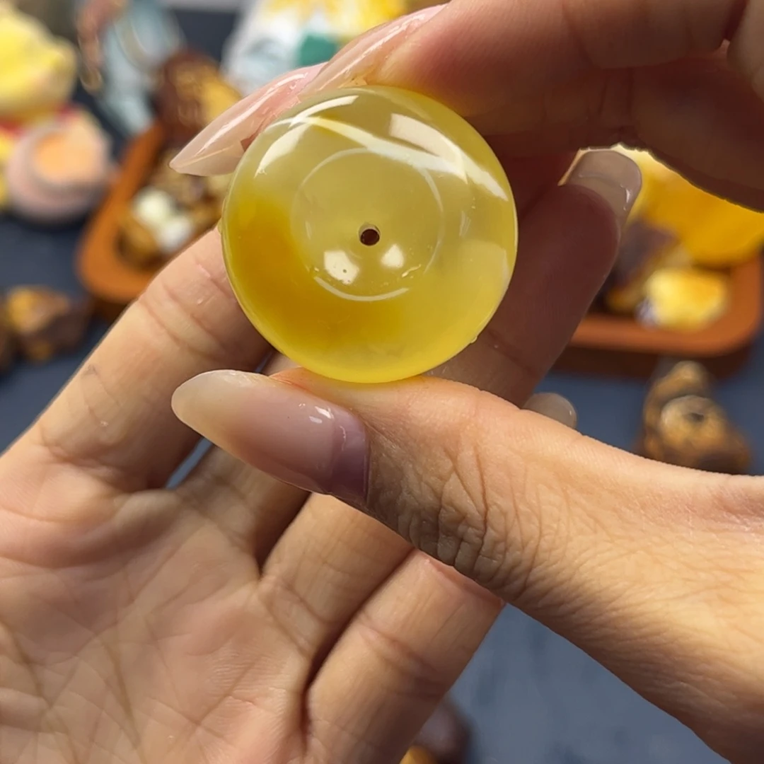 定制琥珀未镶嵌蜜蜡定制
