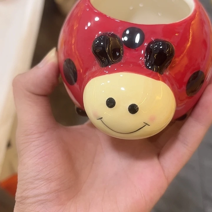 卖***姐微瑕陶瓷不退不换