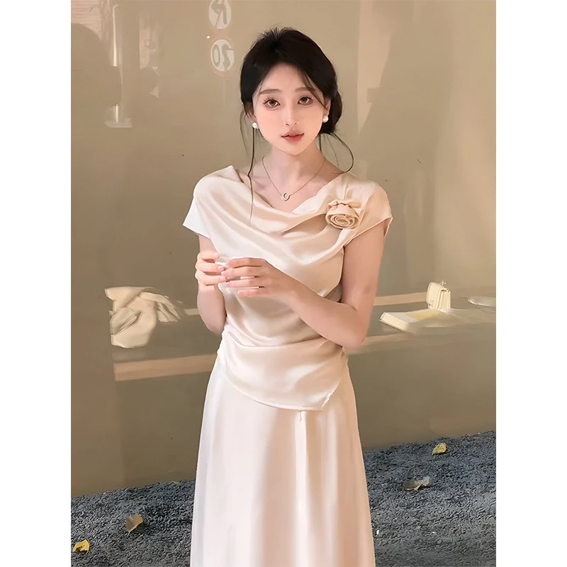 舒适即奢华~2025夏季法式荡领不规则花朵上衣气质半身裙两件套