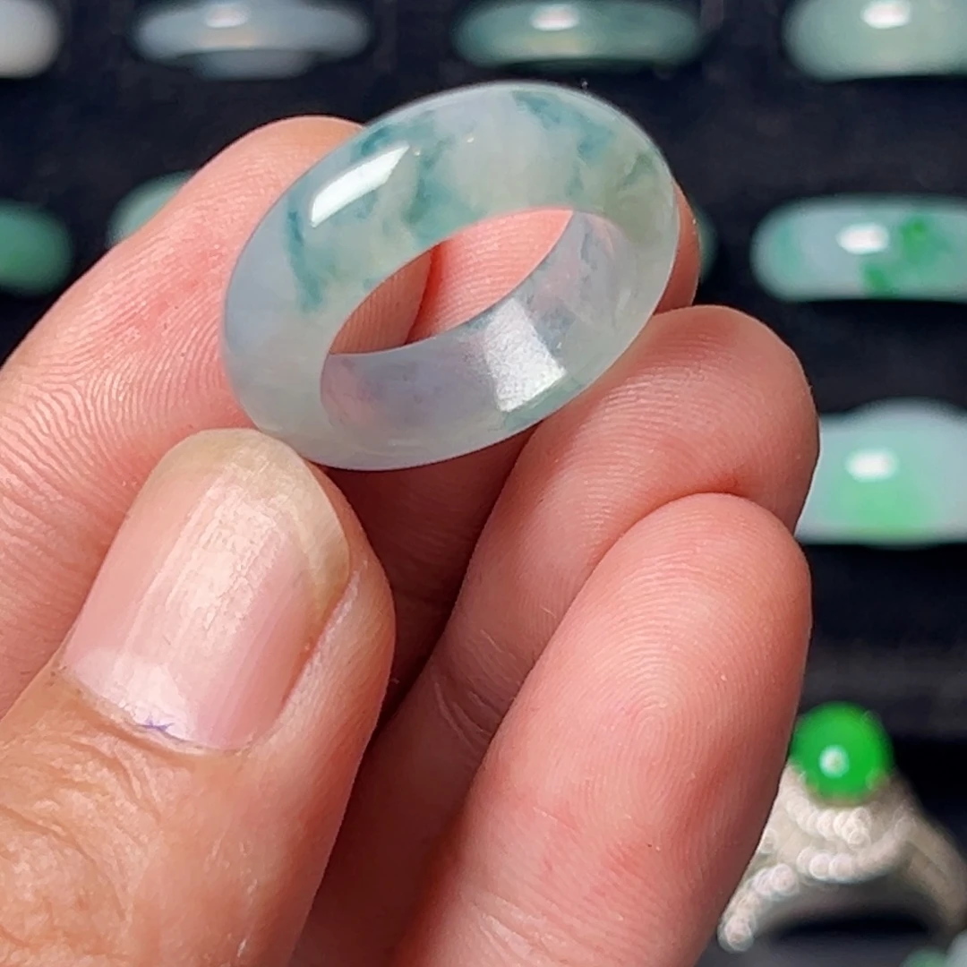 定制翡翠未镶嵌圈口17号