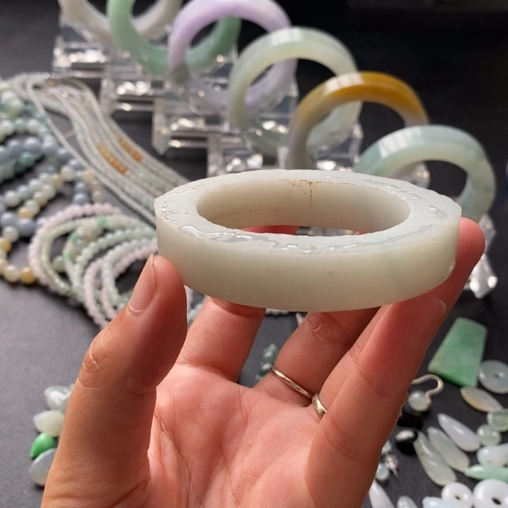 定制翡翠翡翠手镯未镶嵌