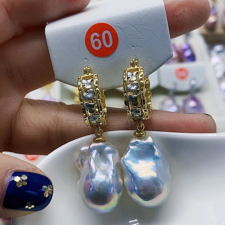 银S925镶嵌耳饰淡水珍珠