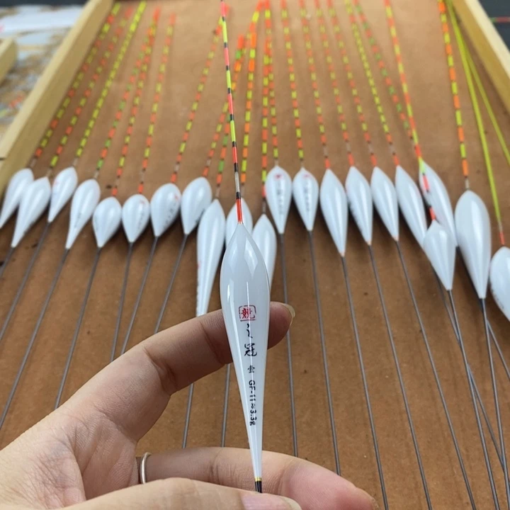 m***o孔雀羽GF-11/3.3克一支0.8