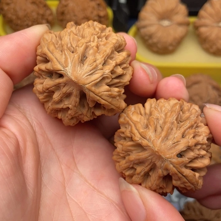 爱***起手串/手链核桃招财鼠