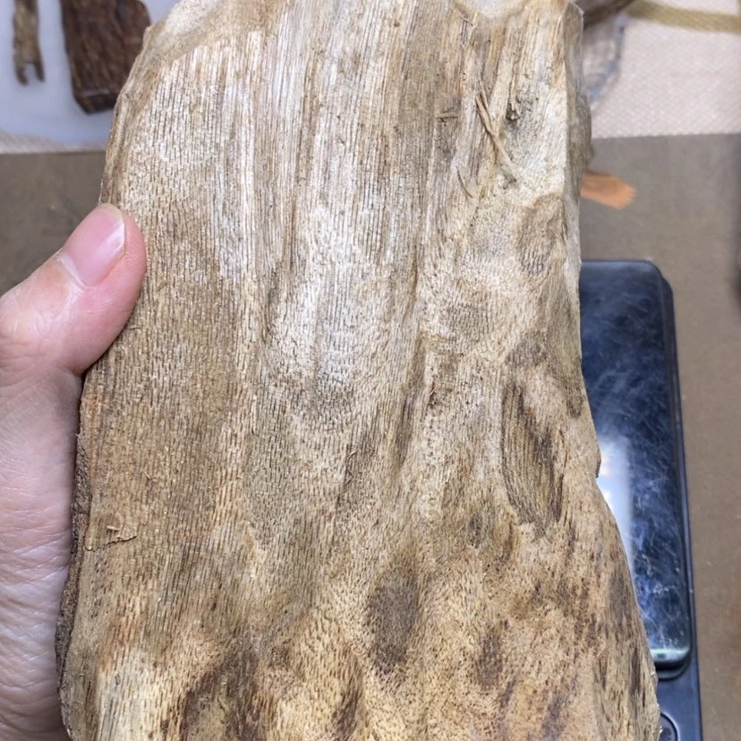 【闪购商品】香榧木海南黄油格191克