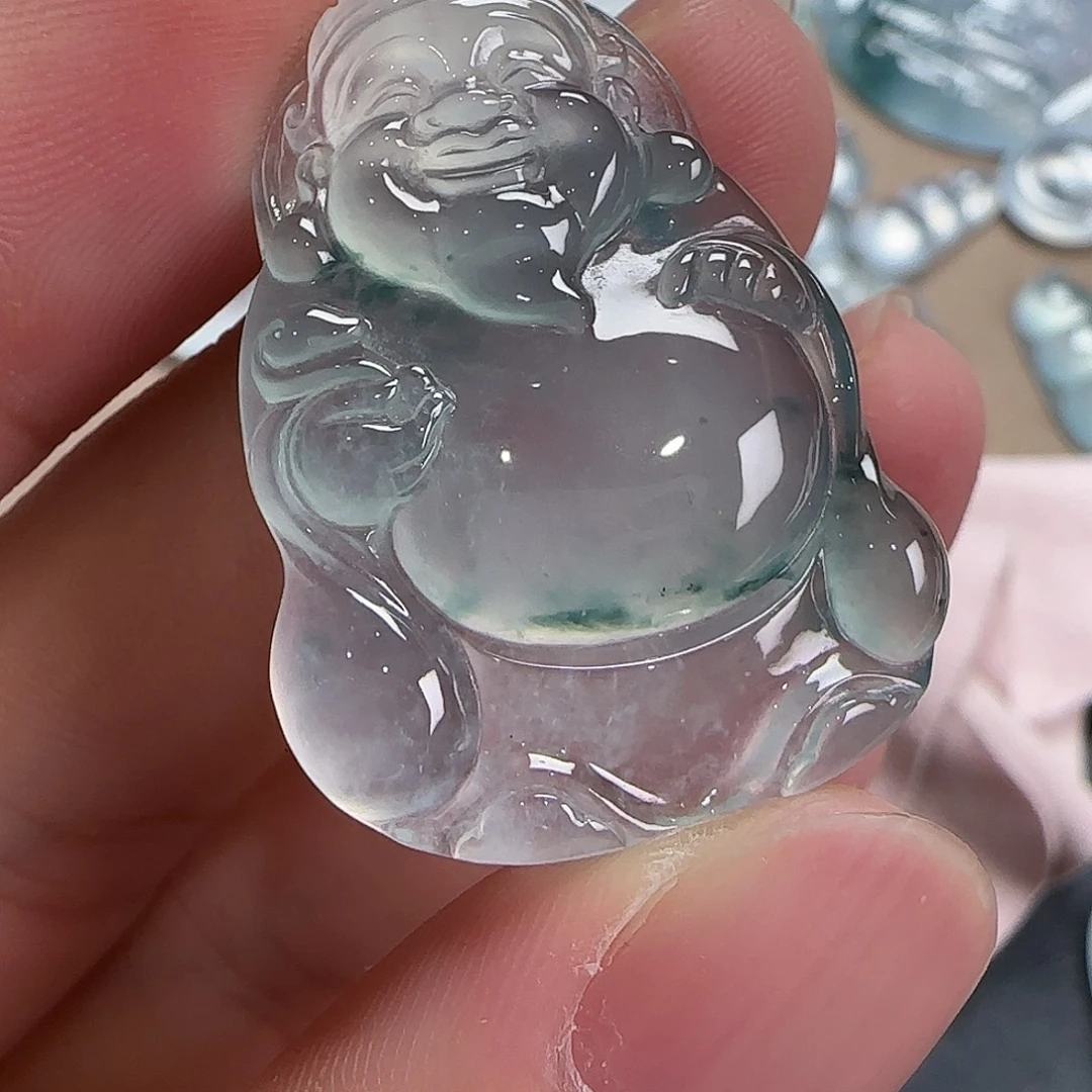 翡翠未镶嵌颈饰