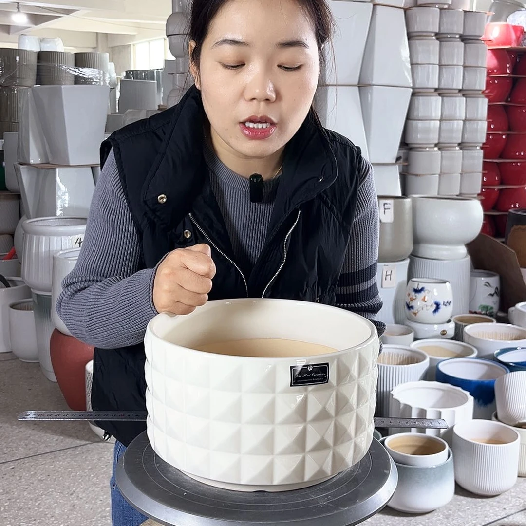陶瓷口径25-15。奶油