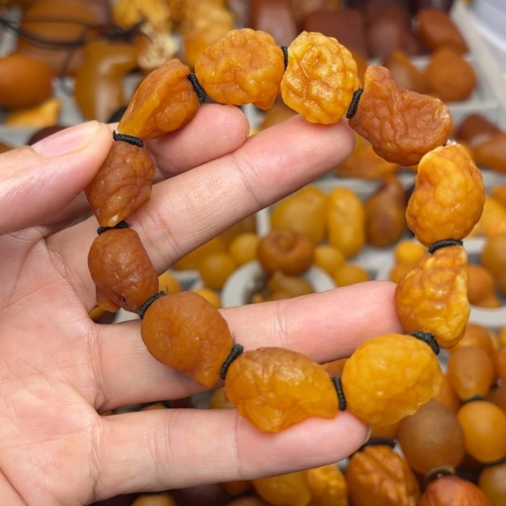 琥珀未镶嵌裸石天然蜜蜡手串