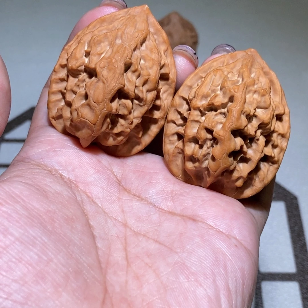 灿***.手串/手链核桃13鸡