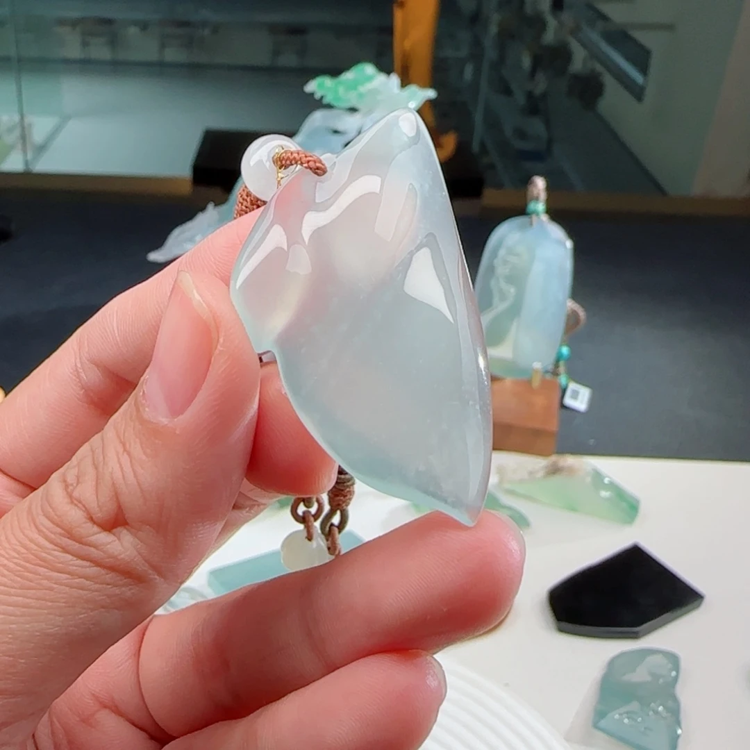 【闪购商品】翡翠颈饰未镶嵌堯