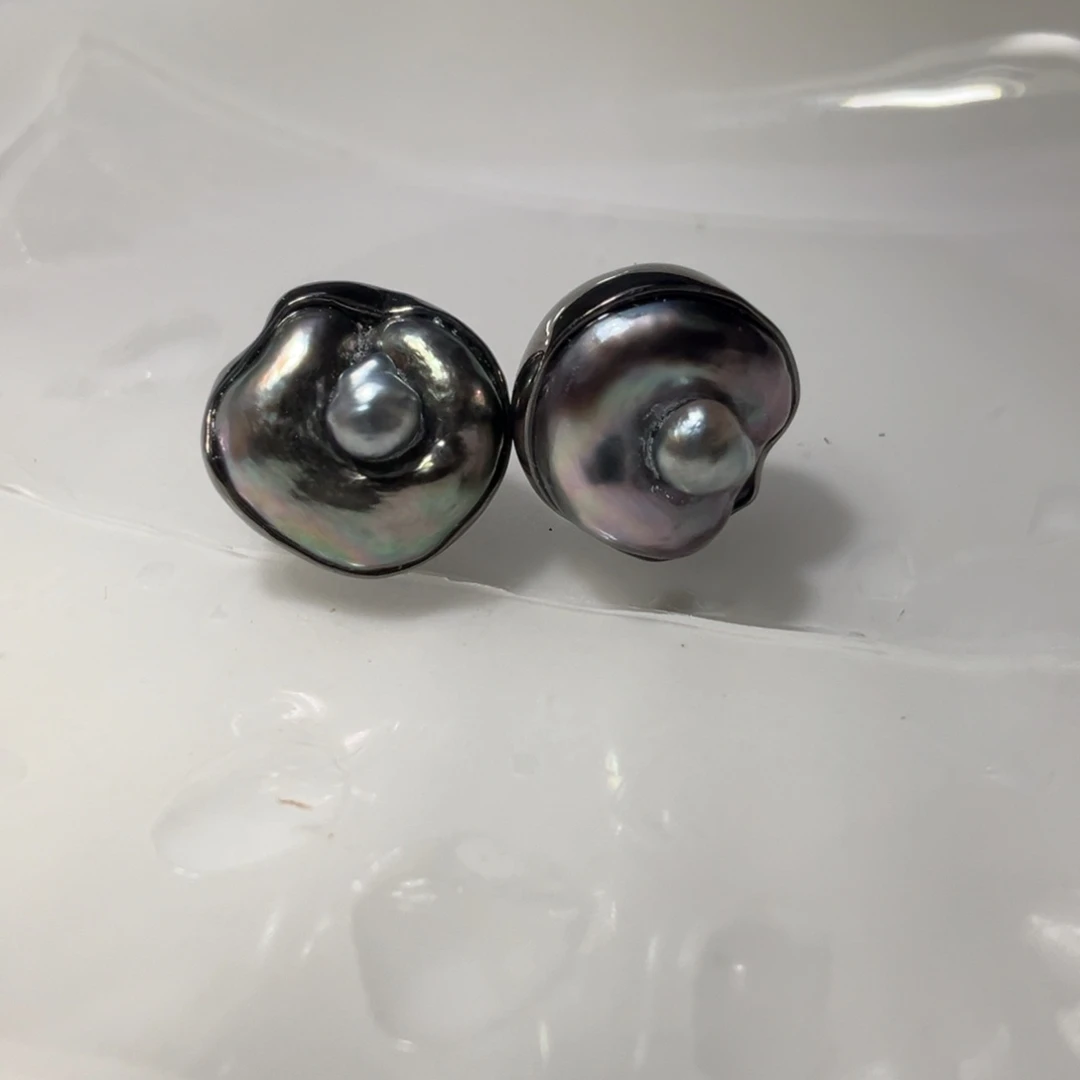 笨***笨银S925镶嵌海水珍珠耳饰