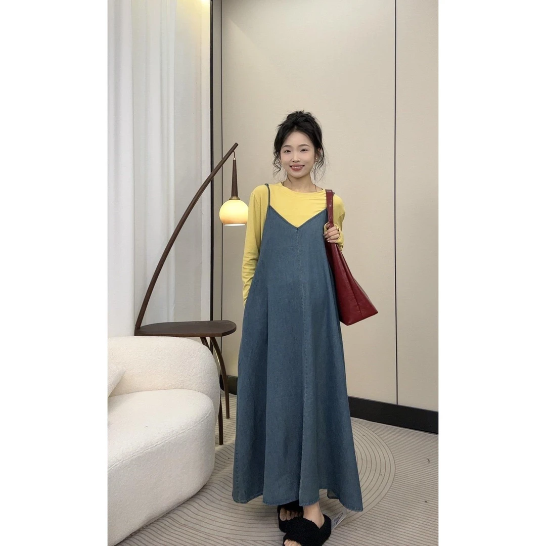 懒洋洋~大码时尚孕妇装连衣裙2025早春秋季背带裙牛仔两件套装