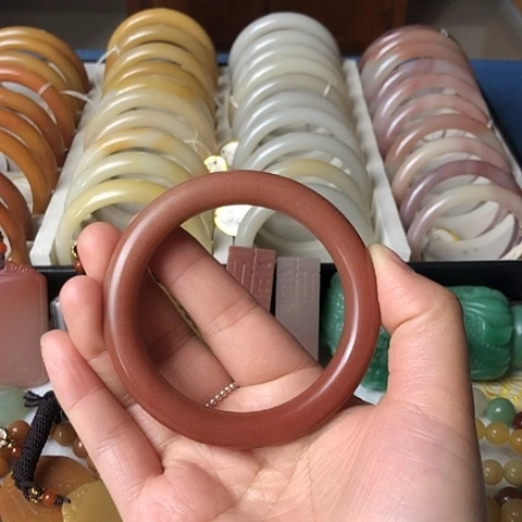 石英质玉未镶嵌手链