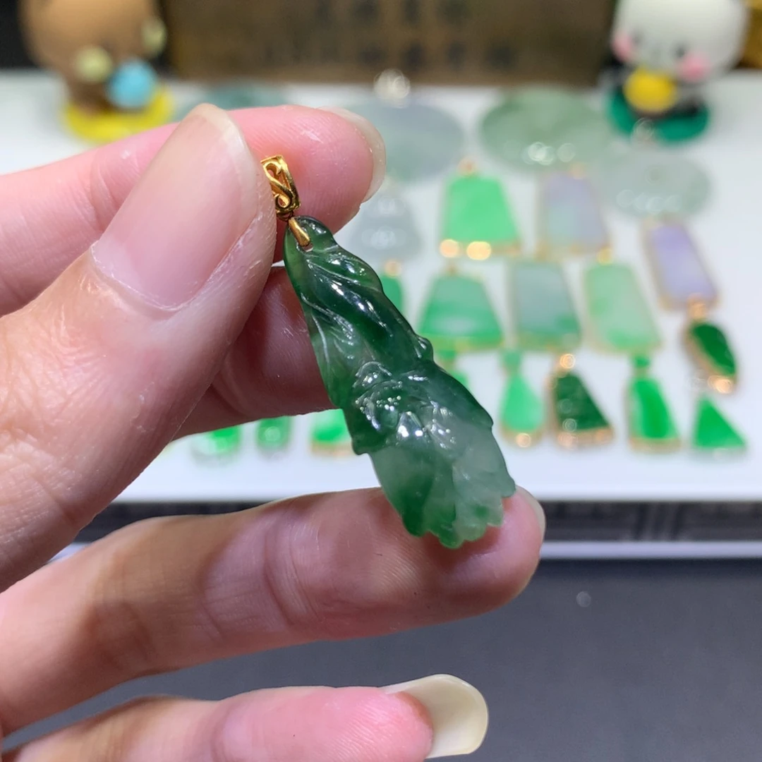 翡翠18K金镶嵌吊坠(不含链)
