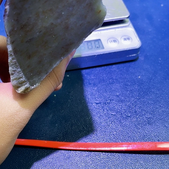 未镶嵌和田玉（糖玉）珠宝半成品
