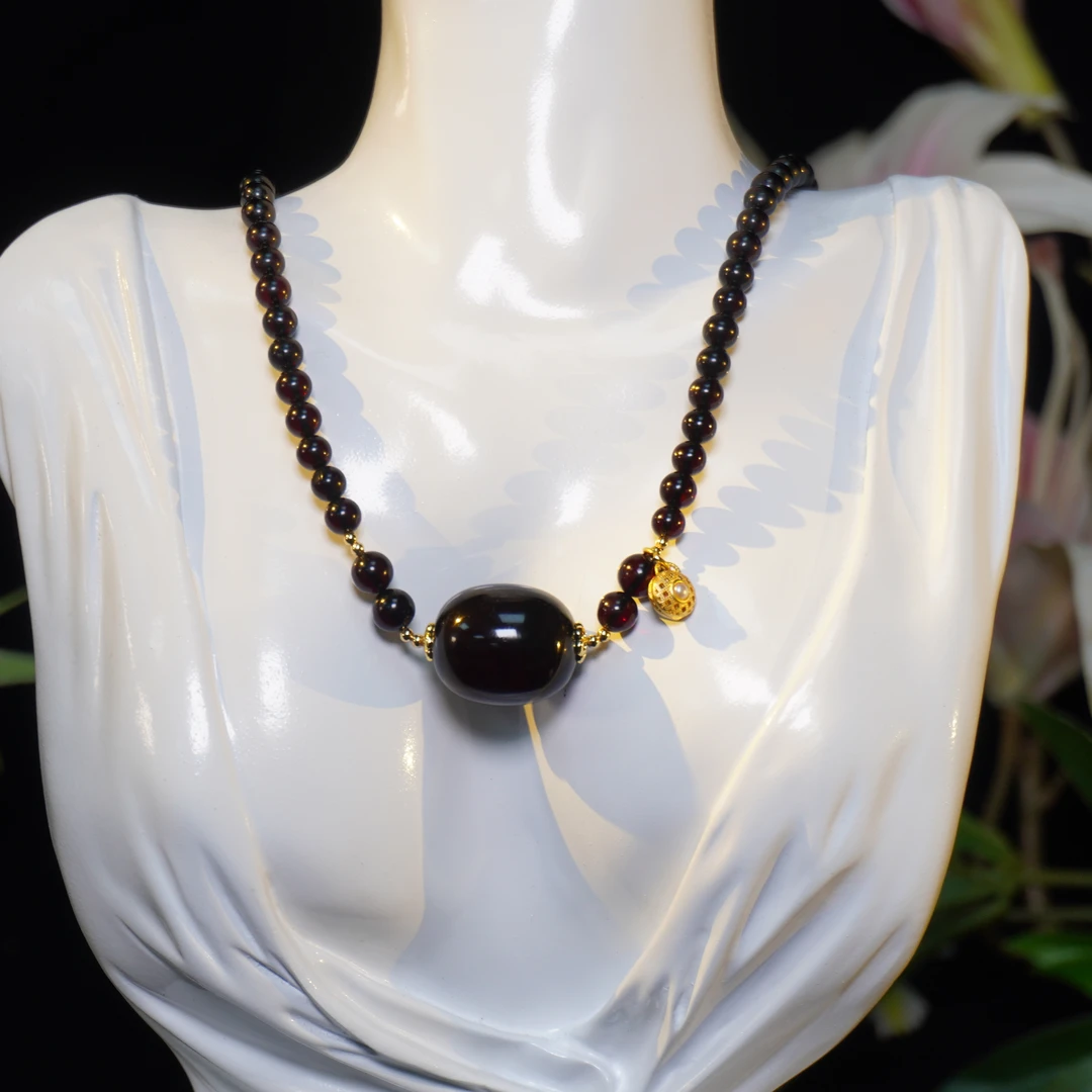 SY翳珀枣珠锁骨链天然缅甸琥珀蜜蜡百搭气质男女同款福包设计长45