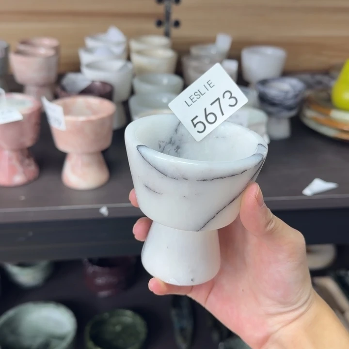 X673.           福利