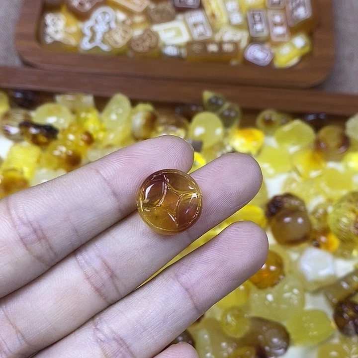 吊坠橄榄核钱币28