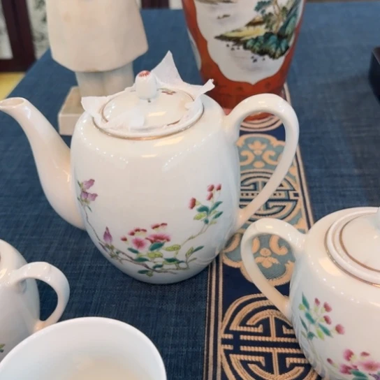 黑***际陶瓷。。。。。。。。。。。陶瓷