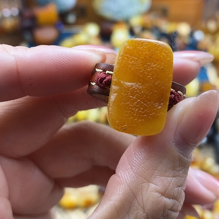 蜜蜡未镶嵌戒指戒指