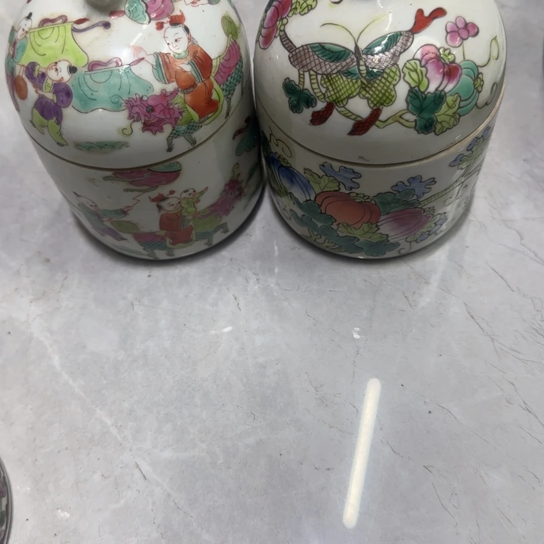 赵***2大叶紫檀（黑酸枝木类）工艺品